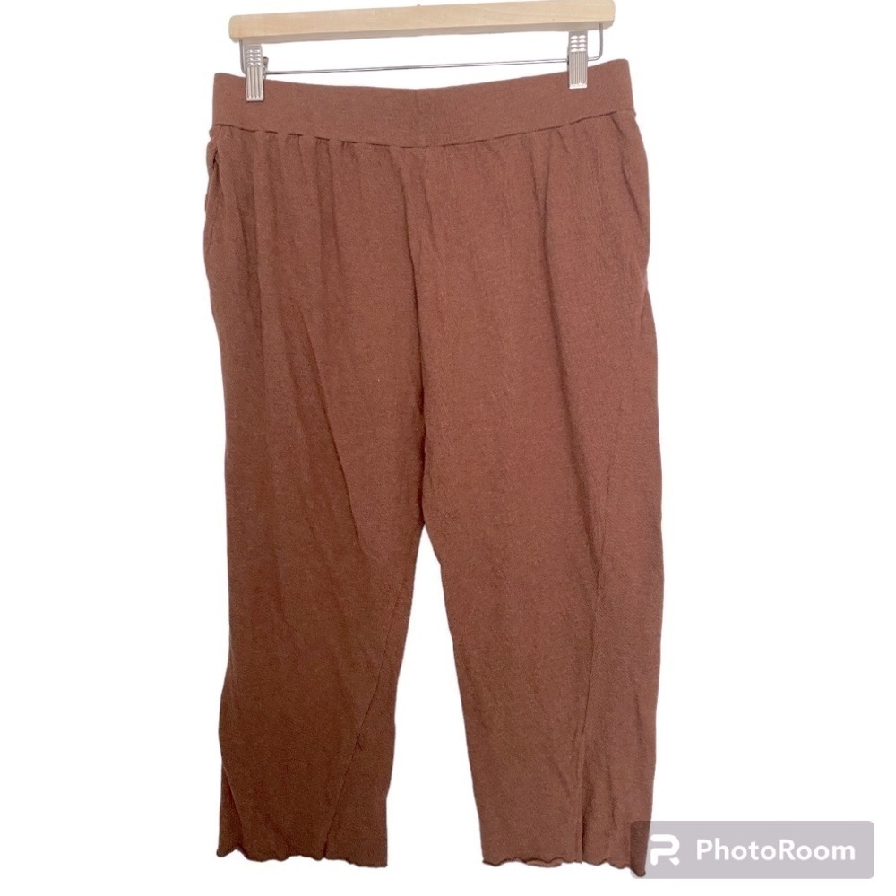 URBAN OUTFITTERS OUT FROM UNDER LOUNGE CAPRI PANTS WITH POCKETS SIZE MEDIUM